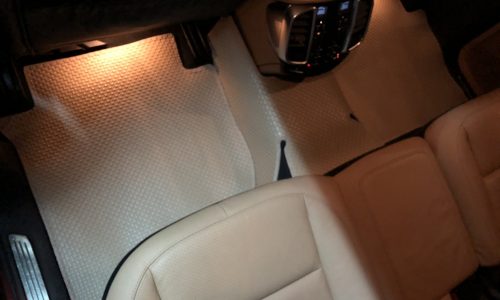 Thảm lót sàn Porsche Cayenne tấm lái